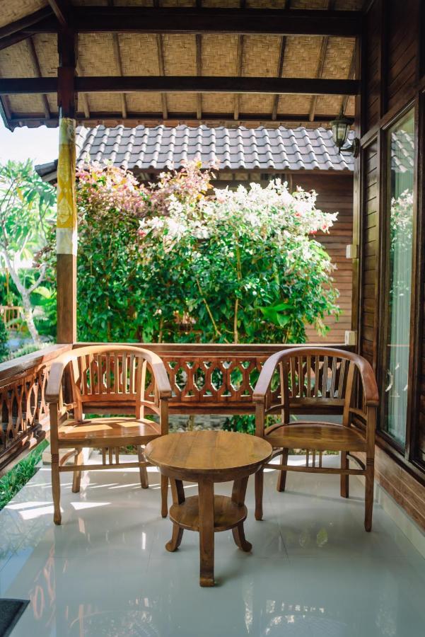 Mertasari Bungalows Ped Exterior foto